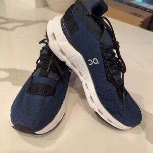 Women's ON Sneakers, Size 6, Navy Blue, Slightly worn